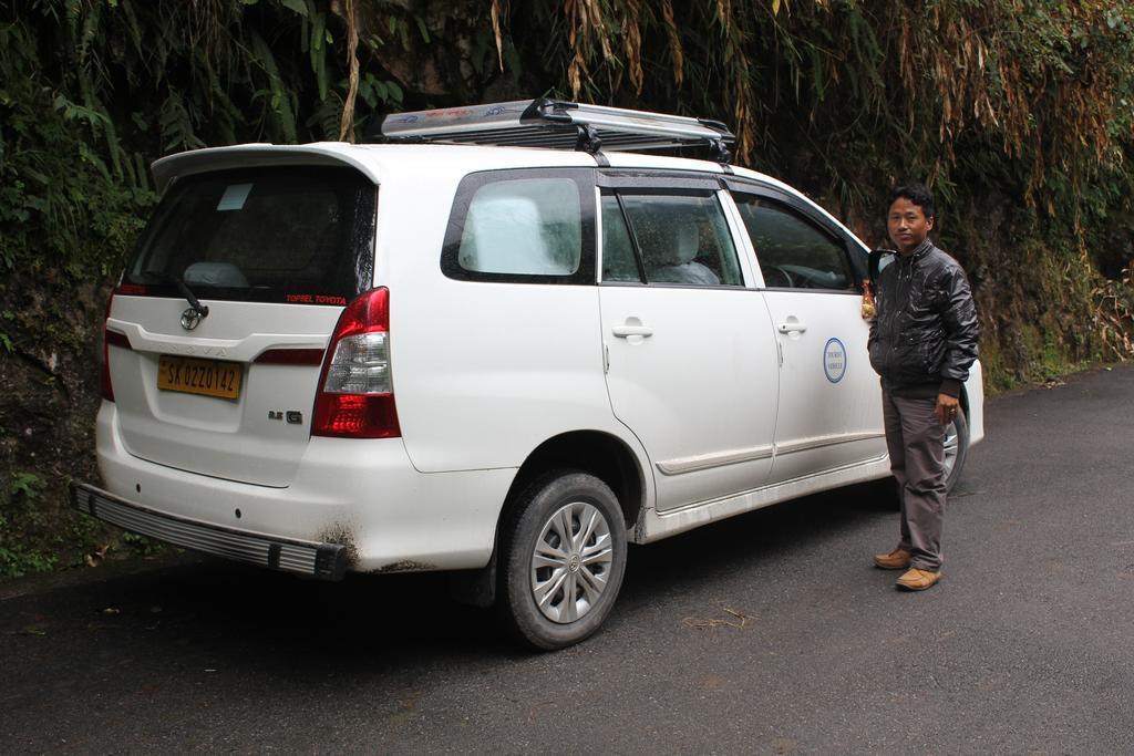 Hotel Valley View Pelling Esterno foto